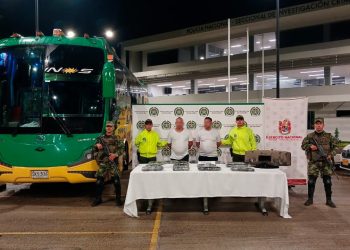 Desarticulada Red de Narcotráfico en vías del Caquetá, fueron Capturadas 3 Personas con Más de 500 Kilos de Estupefacientes.