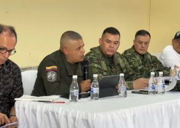 EN SAN VICENTE DEL CAGUÁN SE REALIZÓ AUDIENCIA PÚBLICA SOBRE EL PROCESO DE PAZ.