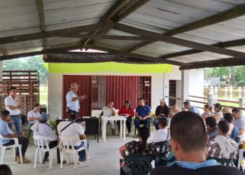 GANADEROS PRODUCTORES DE LECHE Y LÁCTEOS SE REUNEN ESTE VIERNES CON EL PRESIDENTE DE LA AGENCIA DE DESARROLLO RURAL, ADR.