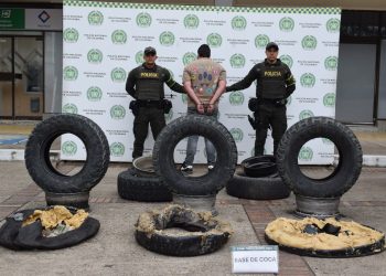 CAPTURADO HOMBRE QUE LLEVABA 95 KILOS DE BASE DE COCAÍNA EN LOS NEUMÁTICOS DEL VEHÍCULO EN EL QUE SE MOVILIZABA.