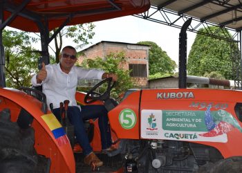 CAMPESINOS DE ALBANIA, CAQUETÁ, CUENTA CON MAQUINARIA PARA TECNIFICAR PROCESOS AGRÍCOLAS.