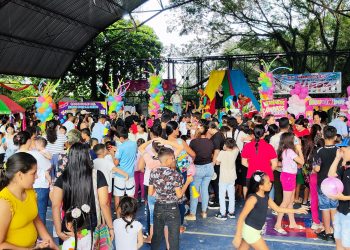 ALCALDÍA DE EL DONCELLO CLAUSURÓ LAS ACTIVIDADES DEL CARNAVAL DEL JUEGO POR LA NIÑEZ.