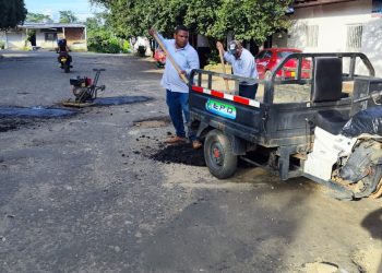 EMPRESA DE SERVICIOS PÚBLICOS REALIZA TRABAJOS DE REPARCHEO DE VÌAS EN EL DONCELLO, CAQUETÁ.