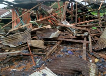 DISIDENCIAS DE LAS FARC DESTRUYERON LA CASA Y ROBARON EL GANADO DE LA FINCA DE LA FAMILIA DE LA ESPOSA DEL GOBERNADOR DEL CAQUETÁ.