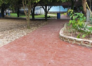 ALCALDE DE EL DONCELLO CUMPLIÓ CON MEJORAMIENTO DE INFRAESTRUCTURA EN LA I. E RUFINO QUICHOYA.