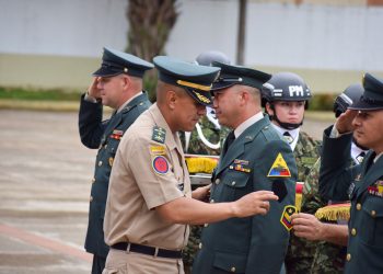 EN CEREMINIA MILITAR, CINCUENTA Y SEIS SUBOFICIALES  FUERON ASCENDIDOS.