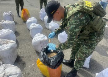 EL EJÉRCITO DESTRUYÓ UN DEPÓSITO DE EXPLOSIVOS EN ZONA RURAL DE PUERTO ASÍS, PUTUMAYO.