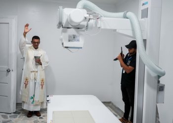 HOSPITAL DE EL PAUJIL RECIBIO EQUIPO DE RAYOS X.