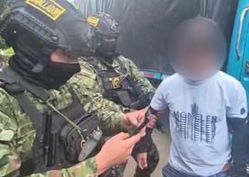 LOS GAULAS DEL EJÉRCITO Y LA POLICÍA CAPTURARON A DUBERNEY GÁLVIZ, CONOCIDO CON LOS ALIAS DE MAICOL HERRERA, EN EL MUNICIPIO DE EL DONCELLO.