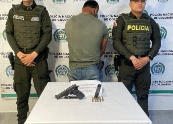 LA POLICÍA DE EL DONCELLO CAPTURÓ A HOMBRE QUE PORTABA UNA PISTOLA CALIBRE 9 MILÍMETROS.