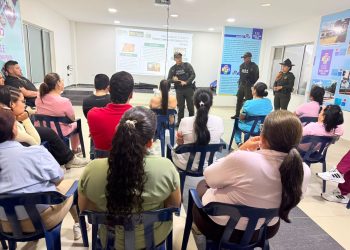 LA POLICÍA NACIONAL REALIZÓ ACTIVIDADES DE PREVENCIÓN Y ACERCAMIENTO COMUNITARIO CON LA CIUDADANÍA.