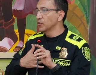 OPERATIVO DE DESALOJO EN SAN VICENTE DEL CAGUÁN QUEDÓ SUSPENDIDO TRAS HECHOS DE VIOLENCIA.