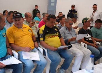 POLICÍA Y TAXISTAS, UNA ALIANZA ESTRATÉGICA PARA PROMOVER UN TURISMO SEGURO EN CAQUETÁ
