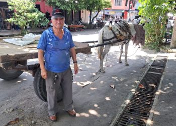 COCHEROS DE EL DONCELLO RECLAMAN CUMPLIMIENTO DE LA LEY PARA SUSTITUIR VEHÍCULOS DE TRACCIÓN ANIMAL.