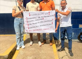TRABAJADORES DESPEDIDOS DE QUESOS LA FLORIDA DE PUERTO RICO, CAQUETÁ, EXIGEN EL PAGO DE SUS LIQUIDACIONES.